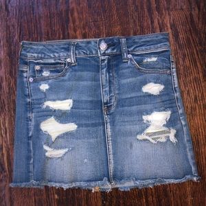 american eagle distressed skirt
